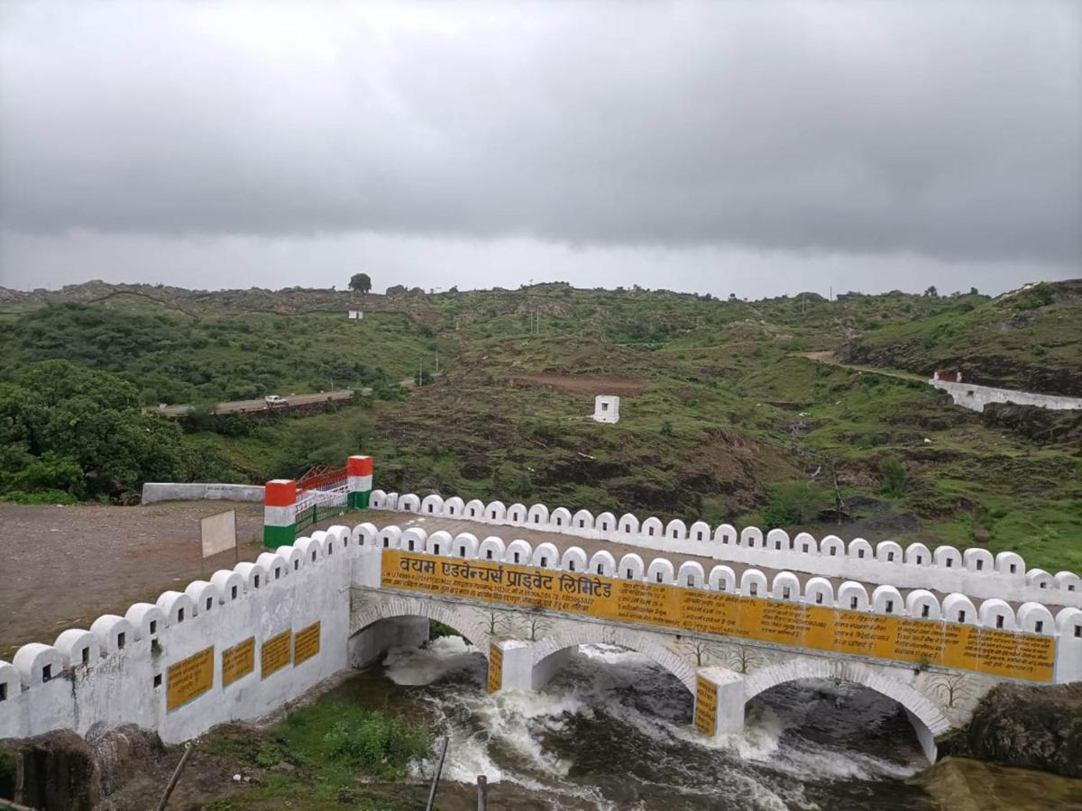 Hotel Wait Way Palace Resort Kumbhalgarh Dış mekan fotoğraf